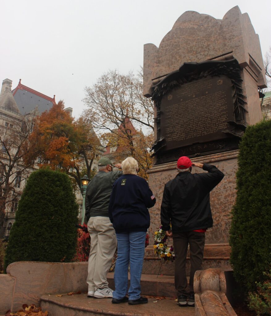 61cabfb3 536c 4439 a4a4 8b4c6b21d814 877x1024